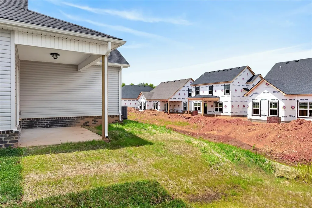 2696 Brewster Drive Clarksville TN 37042
