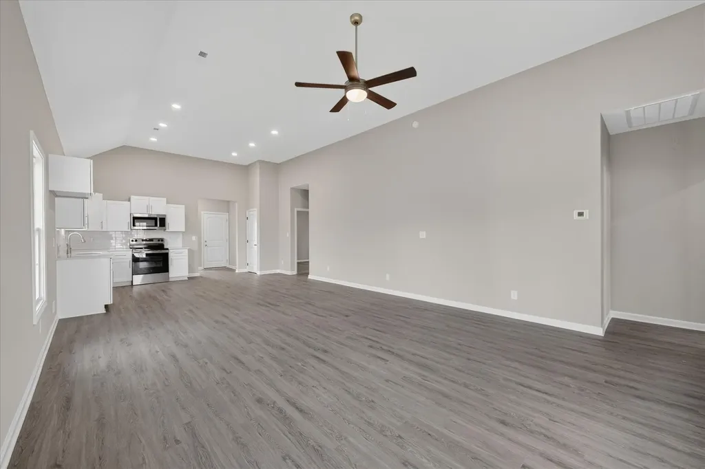 2696 Brewster Drive Clarksville TN 37042