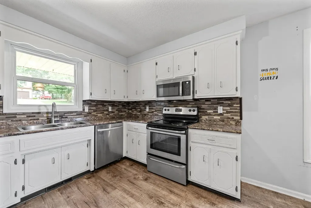 403 Bridlewood Road Clarksville TN 37042