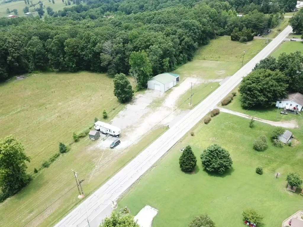 6845 Wassom Memorial Highway Grandview TN 37337