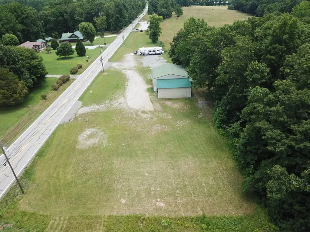 6845 Wassom Memorial Highway Grandview TN 37337