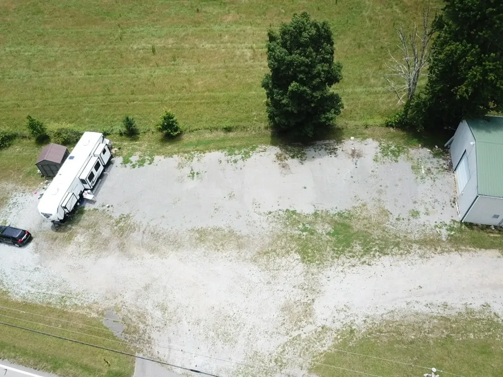 6845 Wassom Memorial Highway Grandview TN 37337