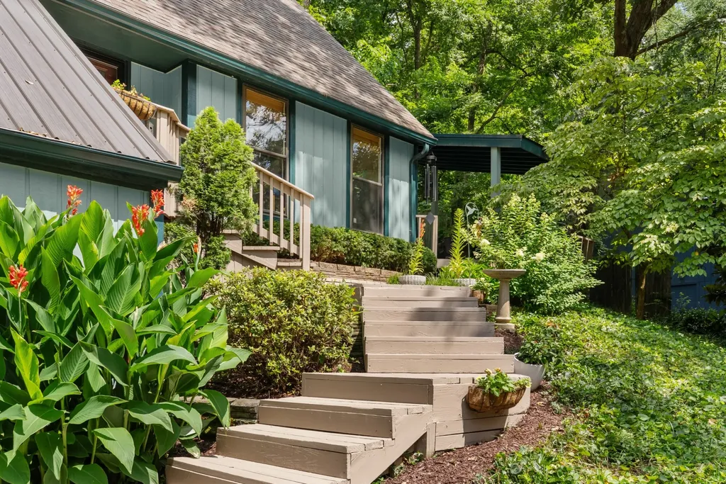 477 Saddle Drive Nashville TN 37221