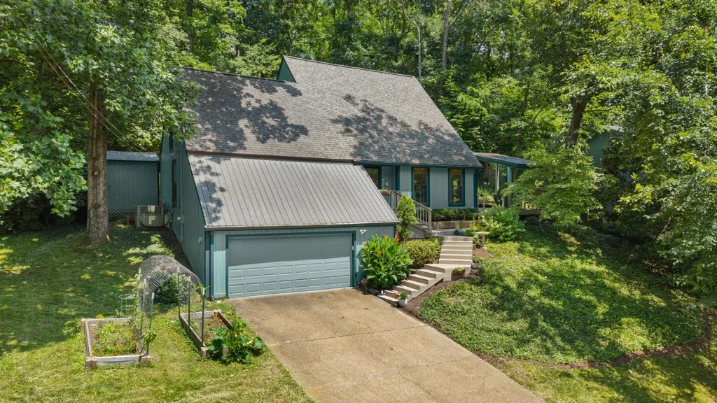 477 Saddle Drive Nashville TN 37221