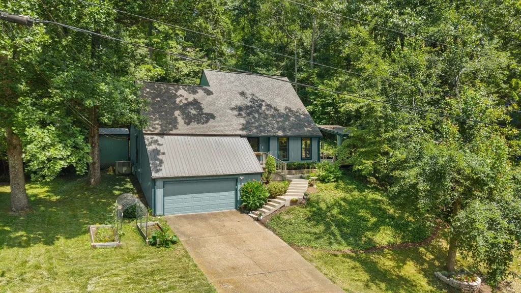 477 Saddle Drive Nashville TN 37221