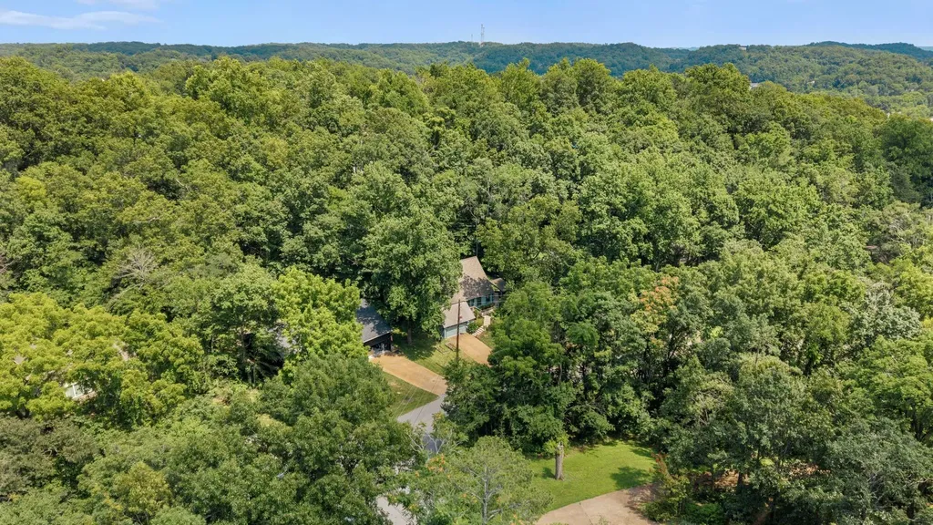 477 Saddle Drive Nashville TN 37221