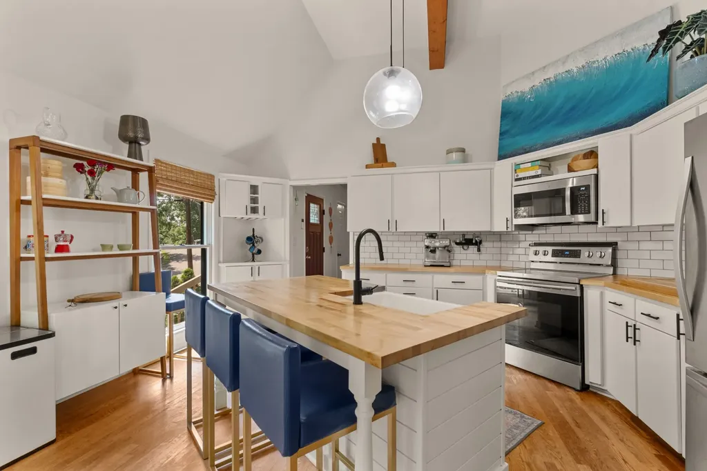 477 Saddle Drive Nashville TN 37221
