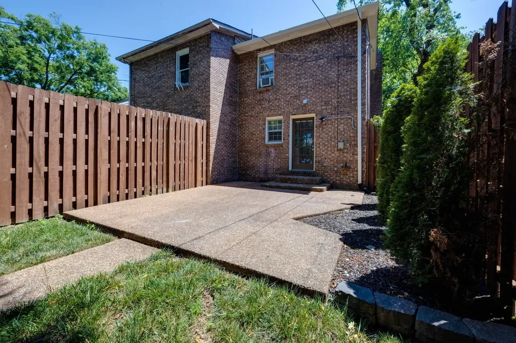2604 Belcourt Avenue Nashville TN 37212