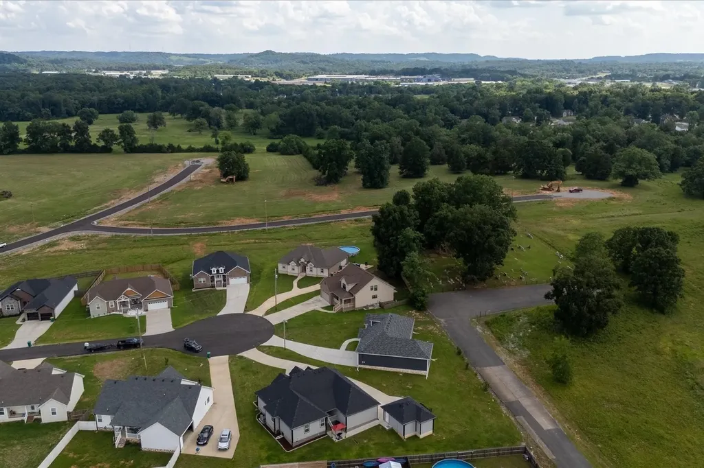 3021 Cambridge Court Lewisburg TN 37091