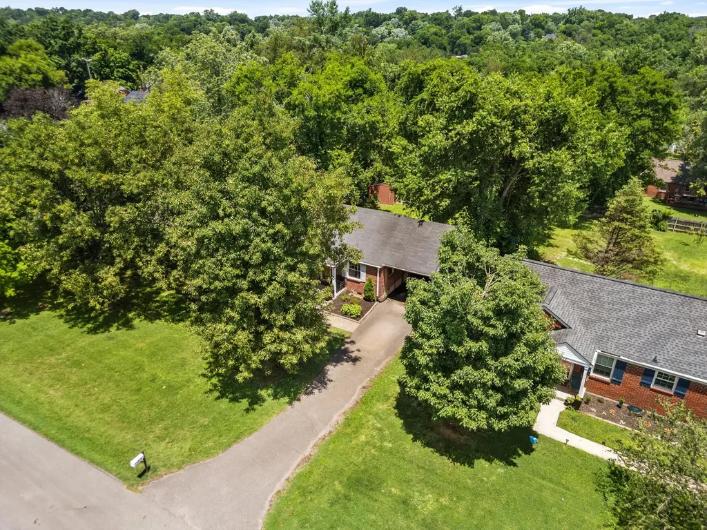 2219 Berrywood Road Nashville TN 37216