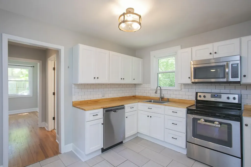 222 Emmitt Avenue Madison TN 37115