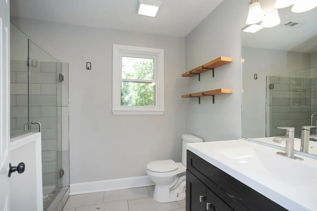 222 Emmitt Avenue Madison TN 37115