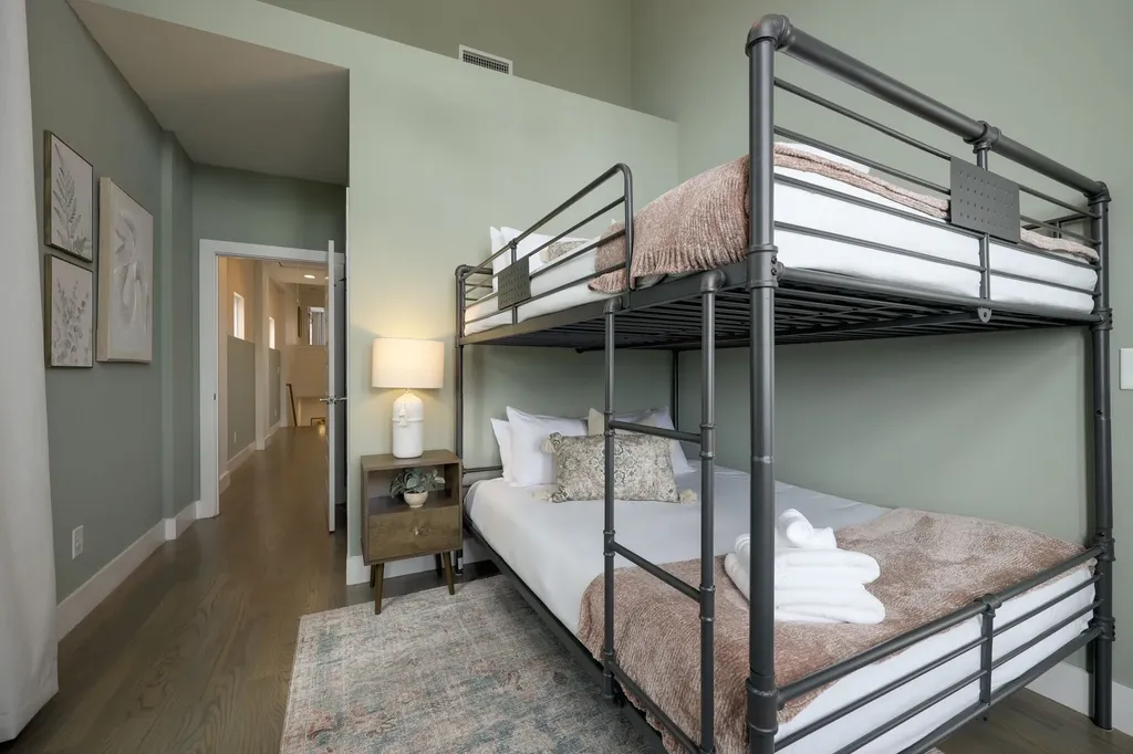 405 Avoca Street Nashville TN 37203
