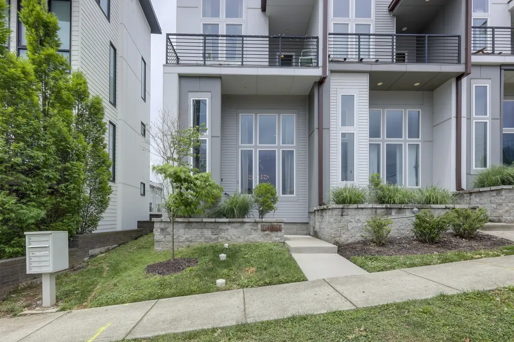 405 Avoca Street Nashville TN 37203
