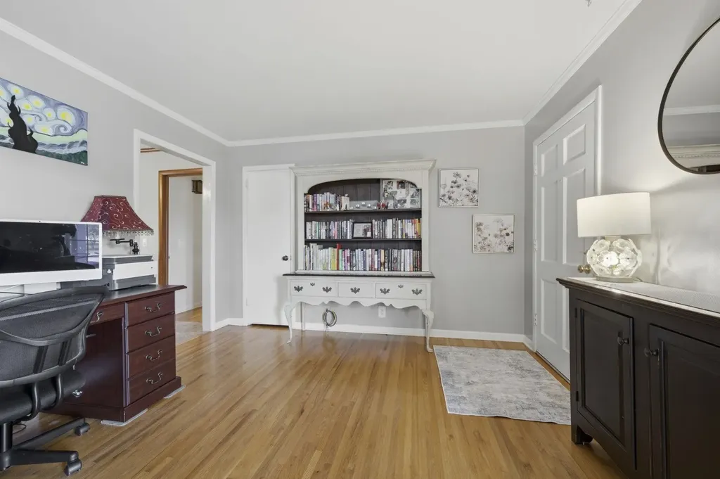 709 Harpeth Pkwy, W Nashville TN 37221