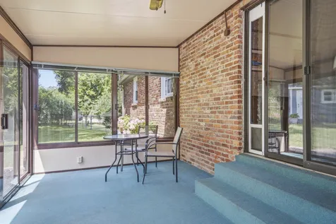 709 Harpeth Pkwy, W Nashville TN 37221