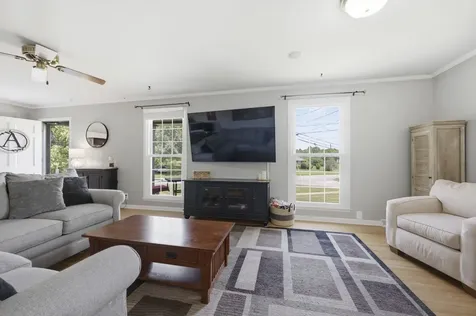 709 Harpeth Pkwy, W Nashville TN 37221