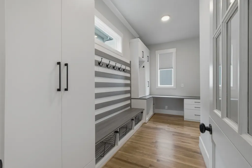 907 Halcyon Avenue Nashville TN 37204