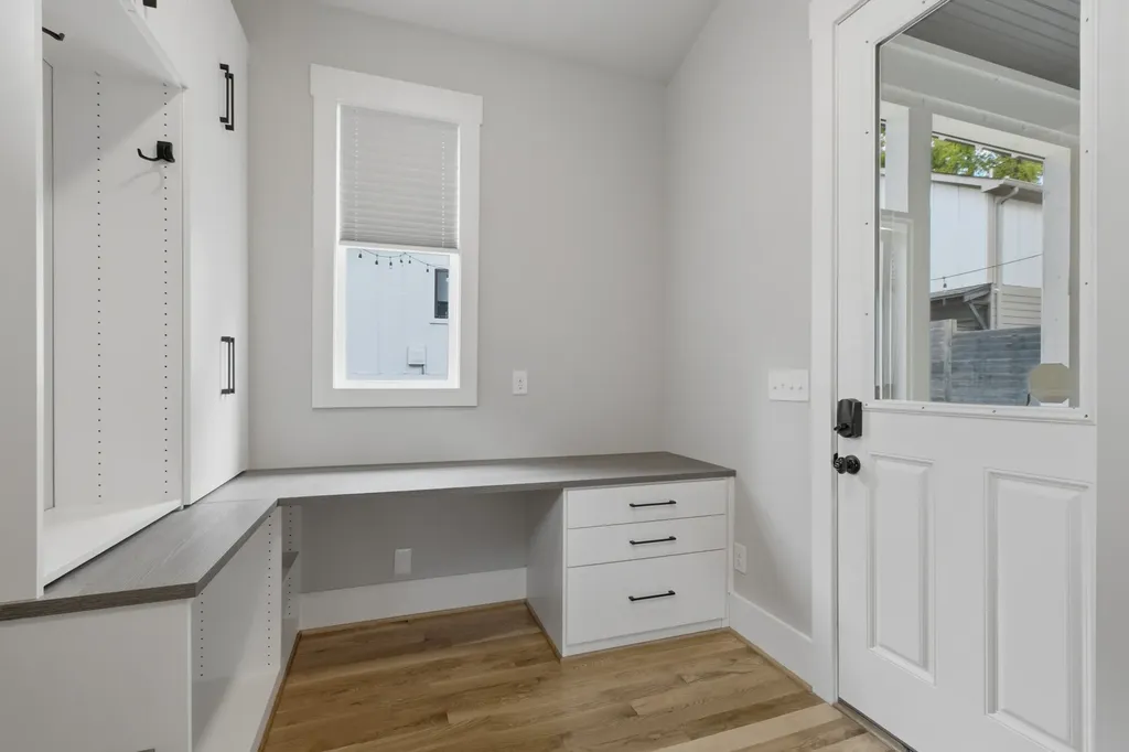 907 Halcyon Avenue Nashville TN 37204