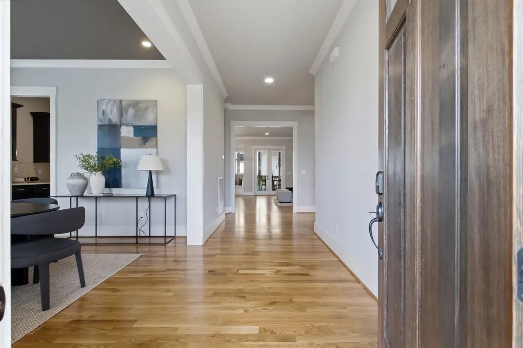 907 Halcyon Avenue Nashville TN 37204