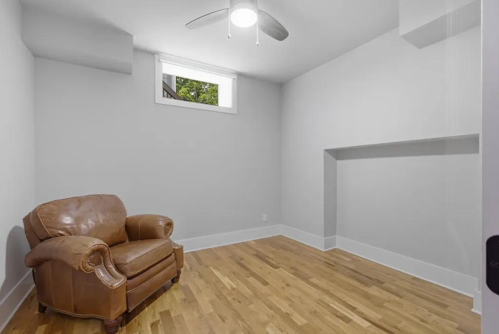 907 Halcyon Avenue Nashville TN 37204