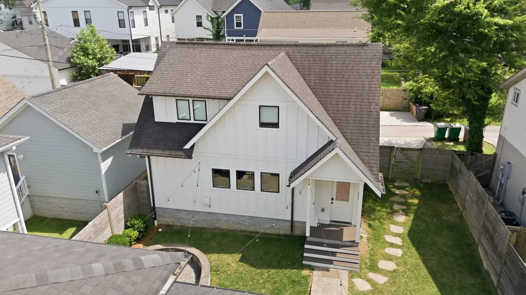 907 Halcyon Avenue Nashville TN 37204