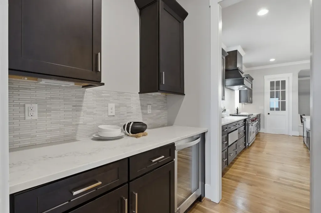 907 Halcyon Avenue Nashville TN 37204