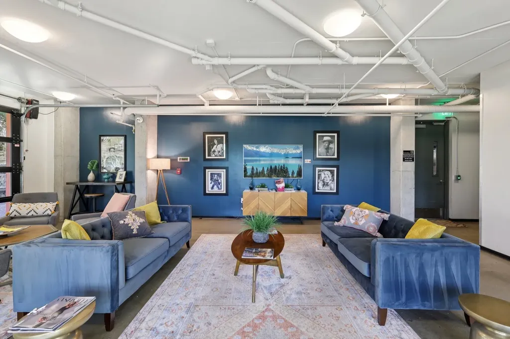 1900 12th Ave, S Nashville TN 37203
