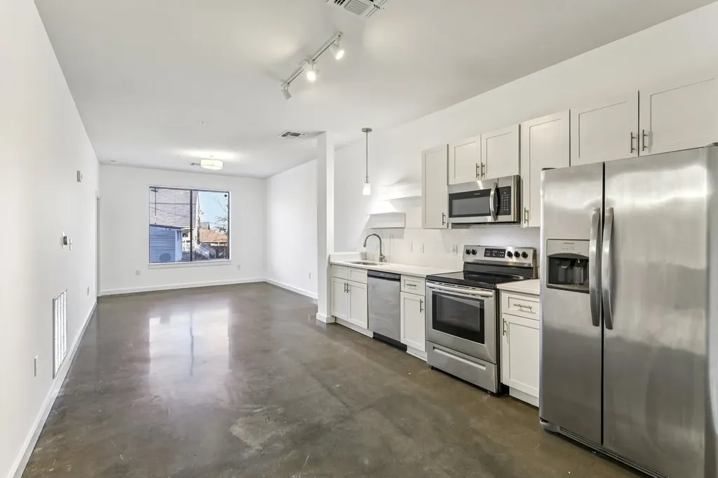 1900 12th Ave, S Nashville TN 37203