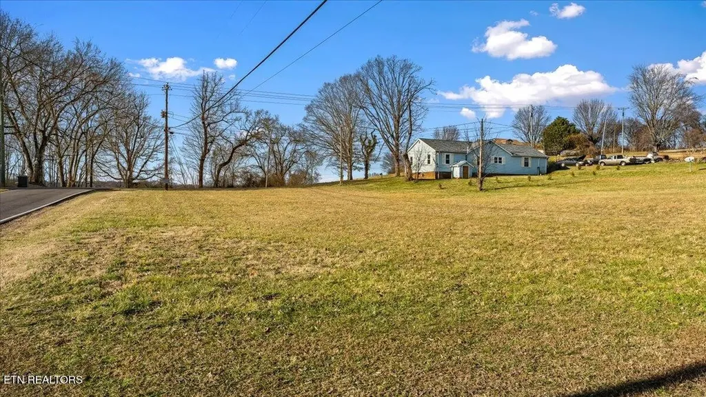 2956 Clover Hill Ridge Road Maryville TN 37801
