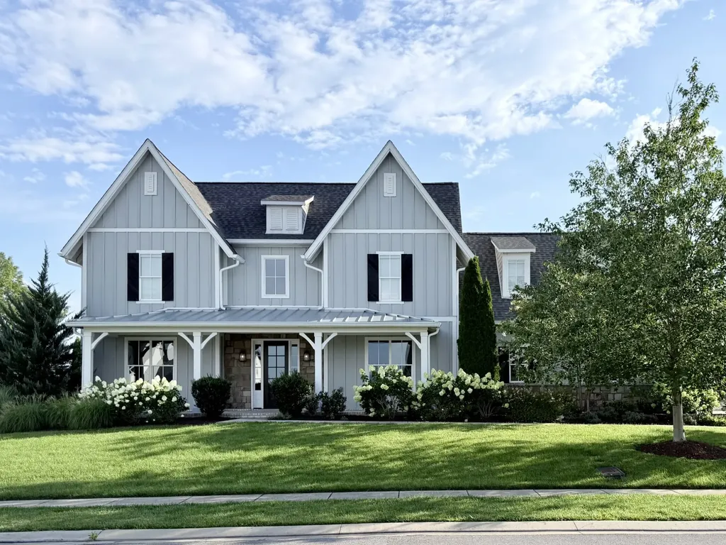6613 Flushing Drive College Grove TN 37046