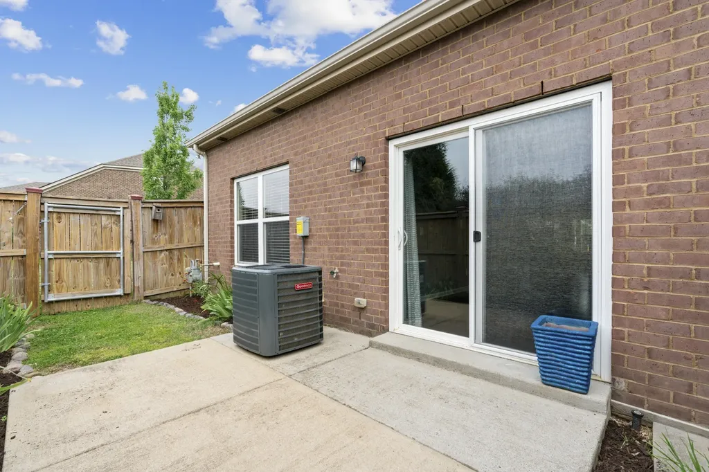 731 Shady Stone Way Lebanon TN 37090