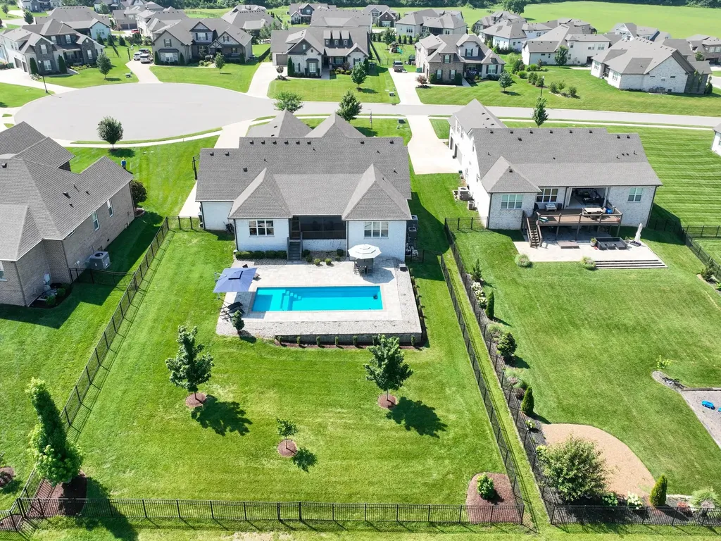 4005 Black Bird Court Spring Hill TN 37174