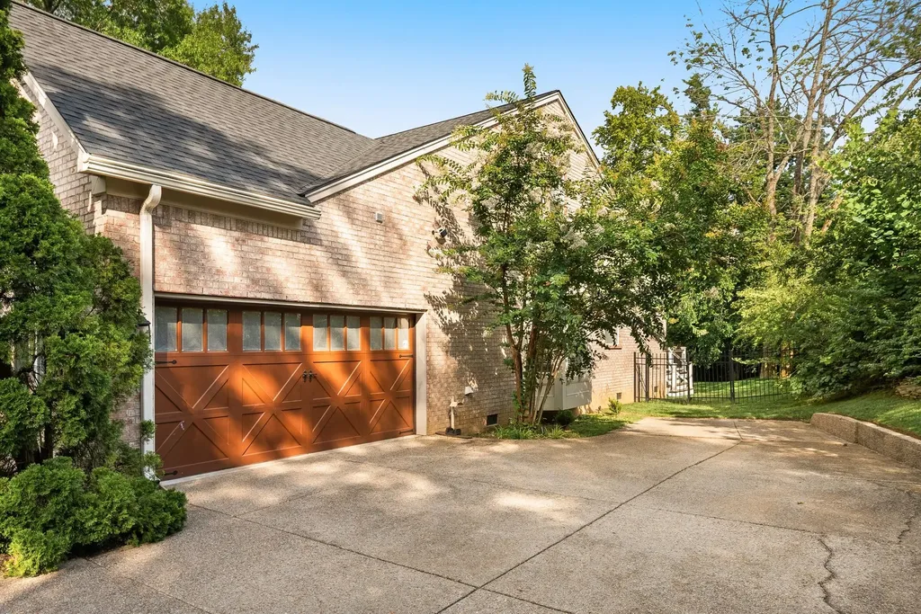 4700 Benton Smith Road Nashville TN 37215