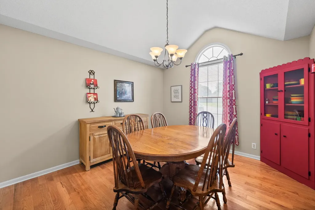 1334 N Callywood Court Clarksville TN 37040