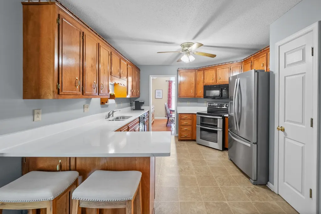 1334 N Callywood Court Clarksville TN 37040