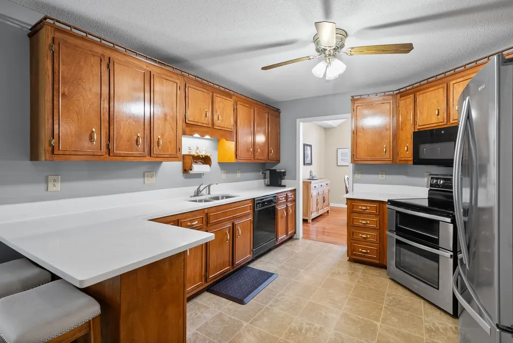 1334 N Callywood Court Clarksville TN 37040
