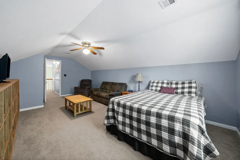 1334 N Callywood Court Clarksville TN 37040