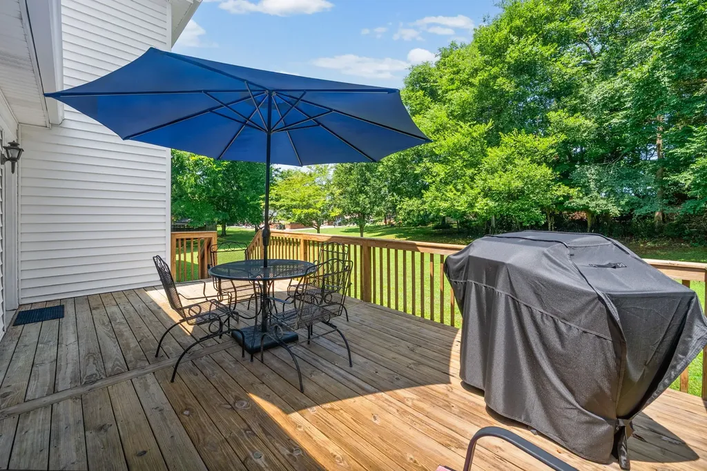 1334 N Callywood Court Clarksville TN 37040