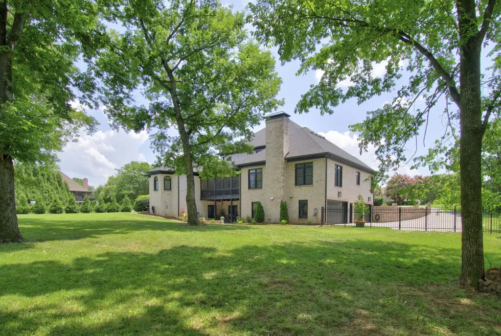 9614 Deer Track Court Brentwood TN 37027