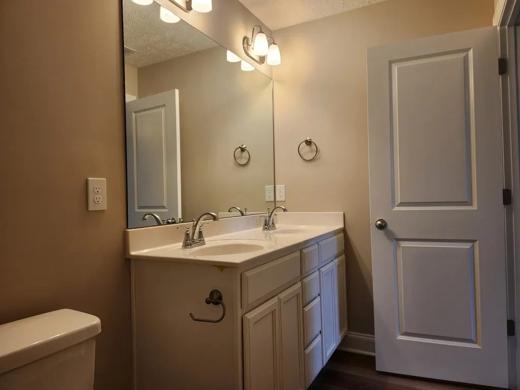 2910 Valley Farms Drive Christiana TN 37037