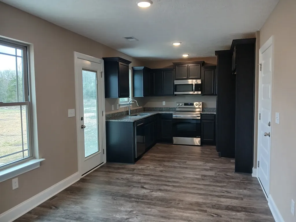 2910 Valley Farms Drive Christiana TN 37037
