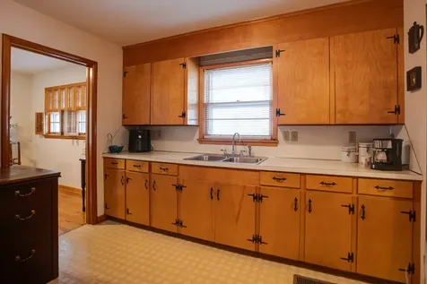 412 4th Street Lawrenceburg TN 38464