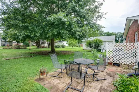412 4th Street Lawrenceburg TN 38464