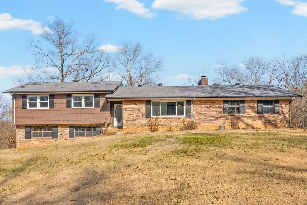 103 Millers Hill Road Dover TN 37058
