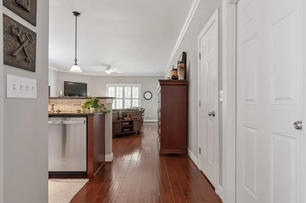 421 Meadowcrest Circle Franklin TN 37064