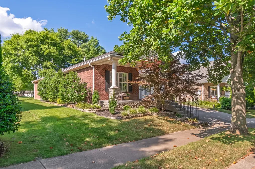 421 Meadowcrest Circle Franklin TN 37064