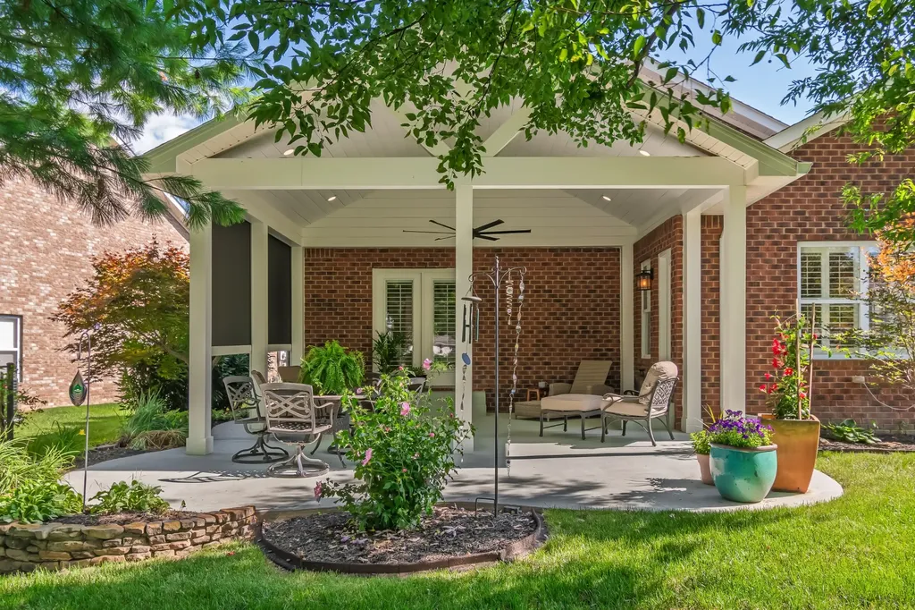 421 Meadowcrest Circle Franklin TN 37064