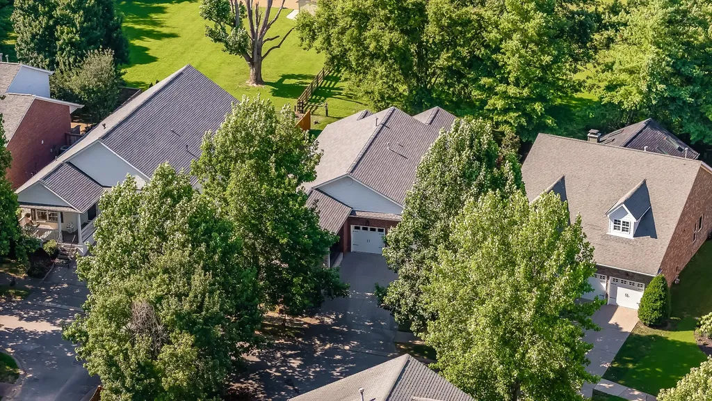 421 Meadowcrest Circle Franklin TN 37064