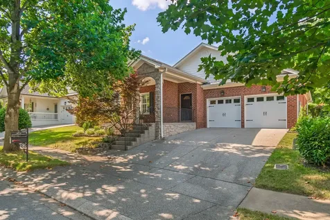 421 Meadowcrest Circle Franklin TN 37064